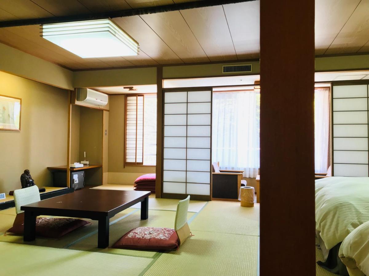 Tateshina Grand Hotel Takinoyu Chino Exterior photo